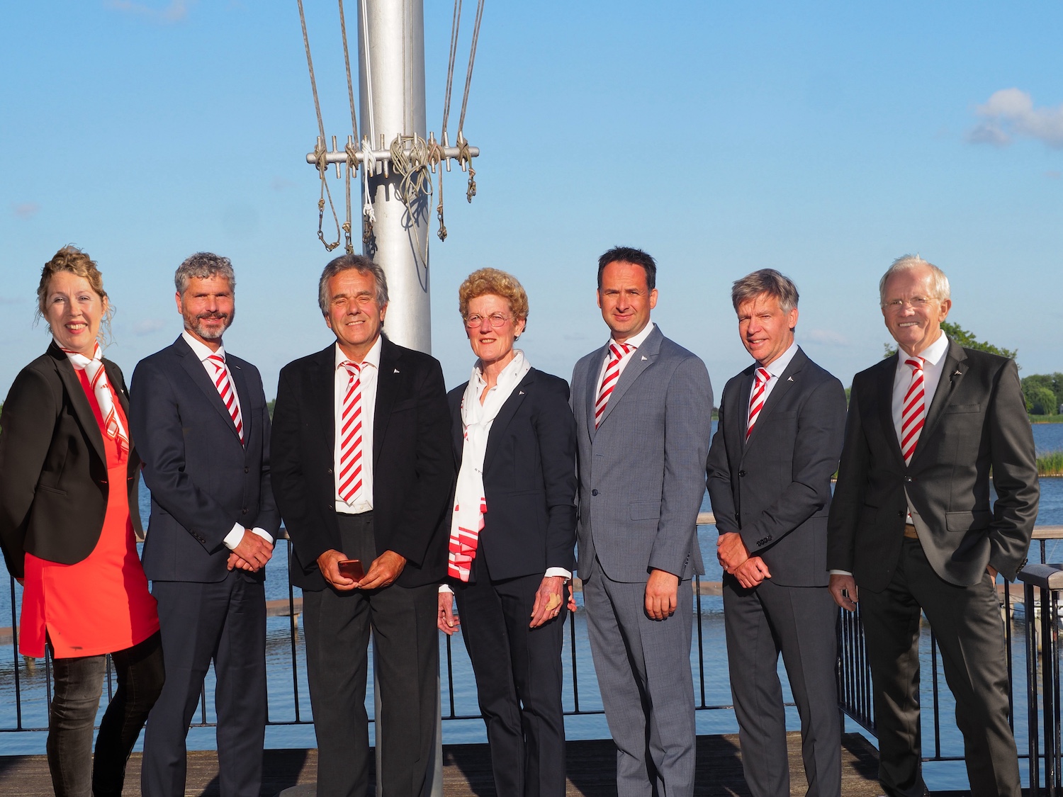 <em> Van links naar rechts: Nelleke Burger, Ernst van Koert, Arie Maarten de Bruin, Ineke Verkaaik-Hogervorst, Ruud Bousché, Addy v.d. Knaap, Willem van Noort </em>