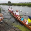 Herman, Jeroen, Marja, Roos en Irma vertrekken voor de terugtocht.